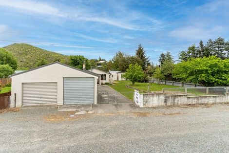 Photo of property in 8a Sutherland Road, Omarama, 9412