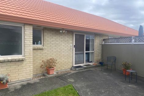 Photo of property in 5/212 Grove Road, Mayfair, Hastings, 4122