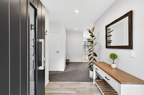 Photo of property in 86 Seafield Road, Eskdale, Napier, 4182