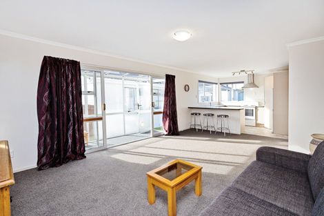 Photo of property in 2/308 Yarrow Street, Richmond, Invercargill, 9810