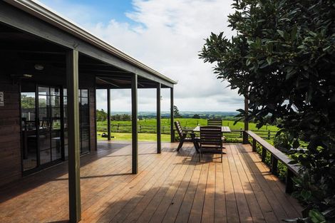 Photo of property in 775 Upper Pitone Road, Pitone, New Plymouth, 4374