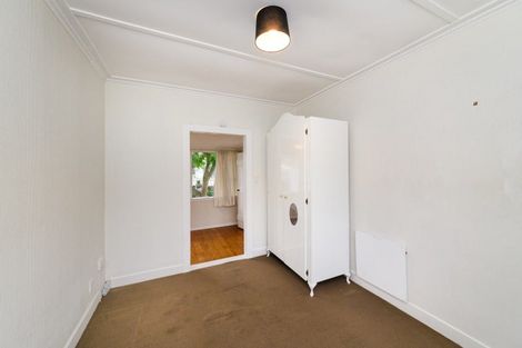 Photo of property in 25 Hunia Street, Marton, 4710