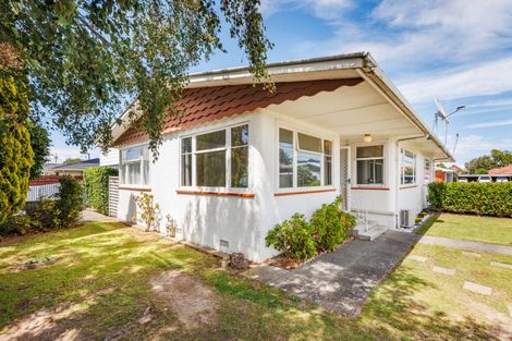 Photo of property in 1 Kiwi Court, Roslyn, Palmerston North, 4414