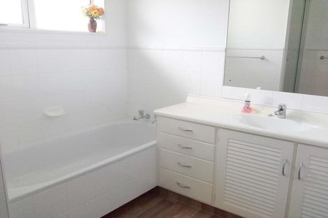 Photo of property in 21a Roy Terrace, Moturoa, New Plymouth, 4310