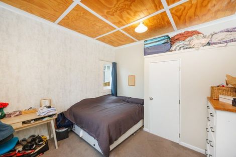 Photo of property in 32 Marne Street, Hokowhitu, Palmerston North, 4410