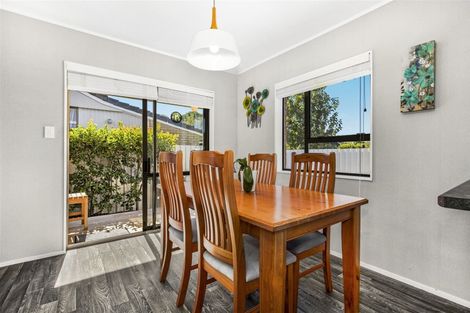 Photo of property in 1/25 Gills Avenue, Papakura, 2110