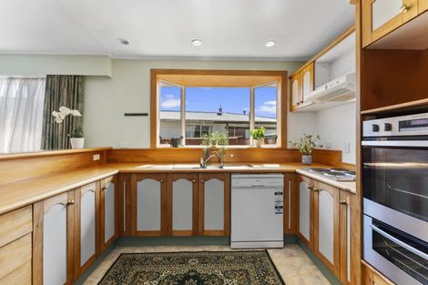 Photo of property in 92 California Drive, Totara Park, Upper Hutt, 5018