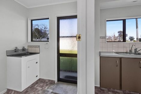 Photo of property in 60 Ketemarae Road, Normanby, Hawera, 4614