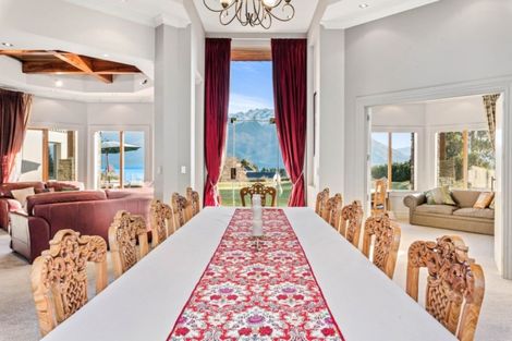 Photo of property in 6 Scenic Drive, Hillpark, Auckland, 2102