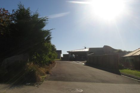 Photo of property in 64 Navigation Drive, Whitby, Porirua, 5024