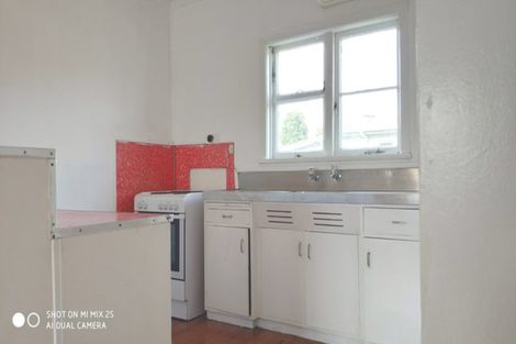Photo of property in 4 Marne Road, Papakura, 2110