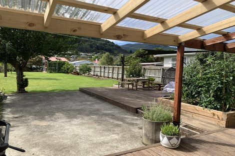 Photo of property in 135 Tipahi Street, Nelson South, Nelson, 7010