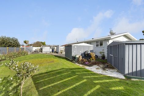 Photo of property in 19 Charwell Place, Highbury, Palmerston North, 4412
