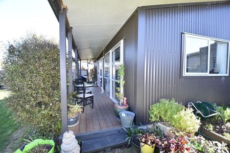 Photo of property in 141 Rangatira Drive, Mangakino, 3421