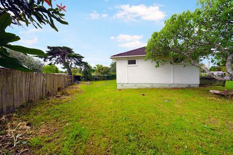 Photo of property in 49 Longburn Road, Henderson, Auckland, 0610