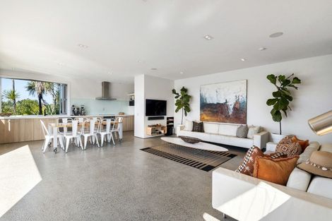 Photo of property in 24 Oceana Heights, Tairua, 3508