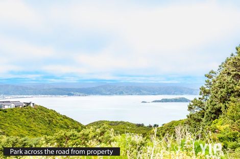 Photo of property in 10 Edgecombe Street, Newlands, Wellington, 6037