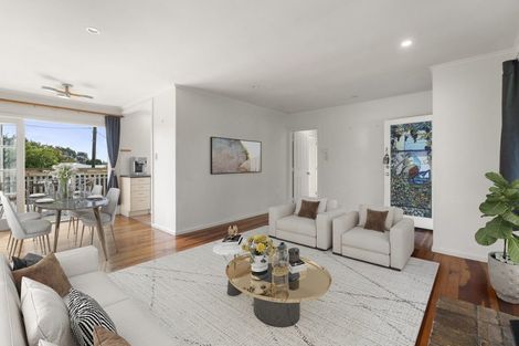 Photo of property in 6 Grainger Road, Te Atatu South, Auckland, 0610