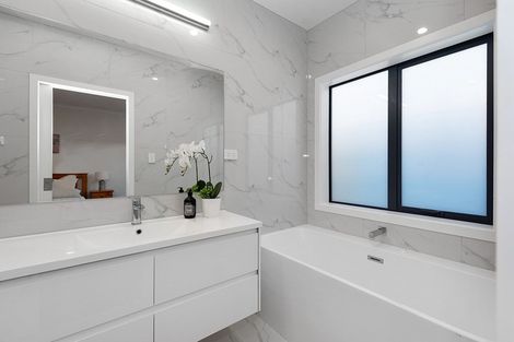 Photo of property in 5 Lissaman Place, Chartwell, Hamilton, 3210