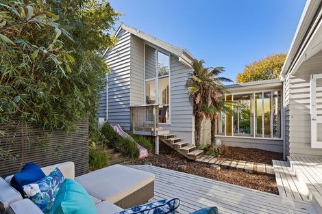 Photo of property in 17 Lydia Avenue, Northcote, Auckland, 0627