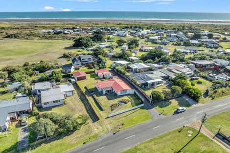 Photo of property in 35 Wainui Street, Koitiata, Whanganui, 4581