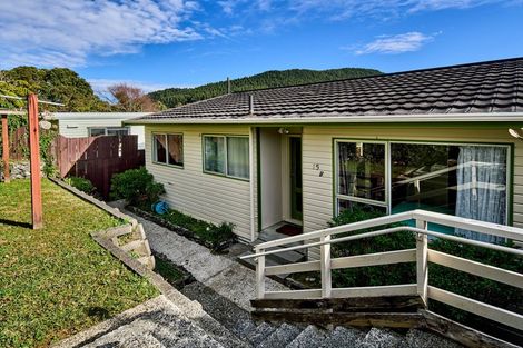 Photo of property in 15b Florio Terrace, Tawa, Wellington, 5028