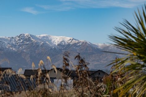 Photo of property in 19 Glenaray Crescent, Wanaka, 9305