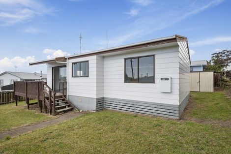 Photo of property in 66 Atuaroa Avenue, Te Puke, 3119