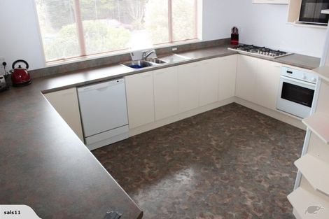 Photo of property in 4 Monterey Place, Parklands, Christchurch, 8083