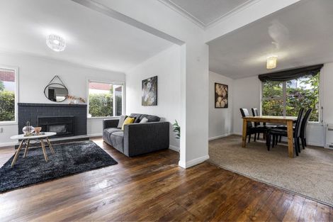 Photo of property in 14 Upland Street, Helensburgh, Dunedin, 9010