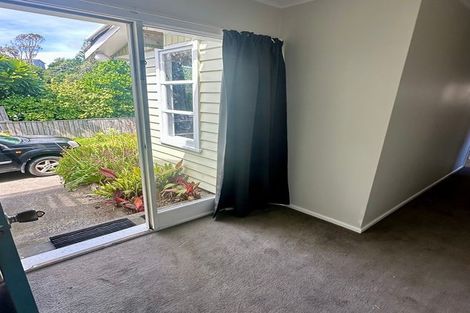 Photo of property in 58 Tiromoana Road, Raumati South, Paraparaumu, 5032