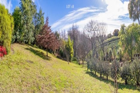 Photo of property in 18 Puflett Road, Havelock North, 4130
