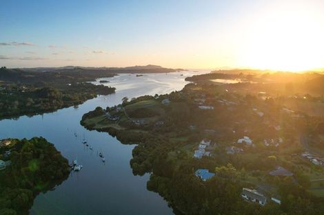 Photo of property in 66 Mission Road, Kerikeri, 0230