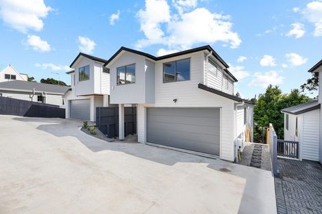 Photo of property in 144a Oaktree Avenue, Browns Bay, Auckland, 0630