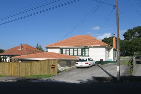 Photo of property in 16 Bonnie Brae Road, Meadowbank, Auckland, 1072