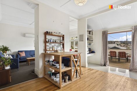 Photo of property in 155 Victoria Road, Saint Clair, Dunedin, 9012