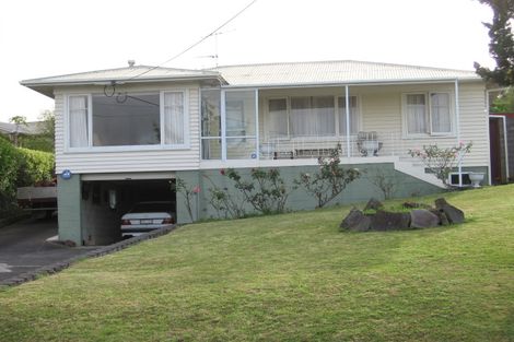 Photo of property in 42 Tiroroa Avenue, Te Atatu South, Auckland, 0610