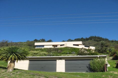 Photo of property in 85 Milton Terrace, Picton, 7220