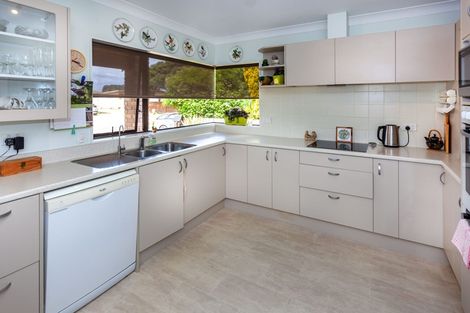 Photo of property in 301b Sylvia Road, Whangamata, 3620