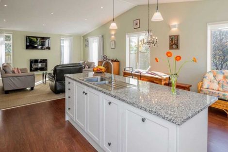 Photo of property in 2 Ngarara Road, Waikanae, 5036