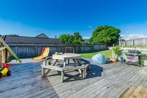 Photo of property in 13 Trig Hill Terrace, Waikanae Beach, Waikanae, 5036