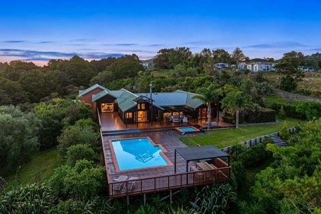 Photo of property in 96 Pebble Brook Road, Waitoki, Silverdale, 0994