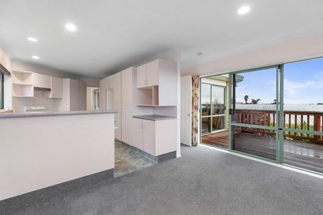 Photo of property in 10 Homestead Place, Welcome Bay, Tauranga, 3112