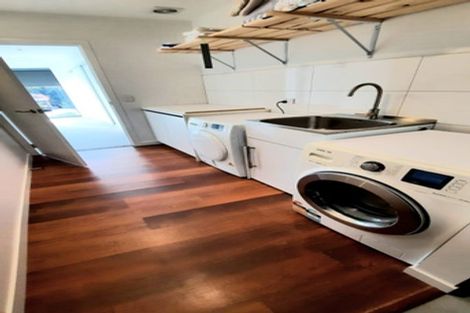 Photo of property in 84 Howden Drive, Jacks Point, 9371