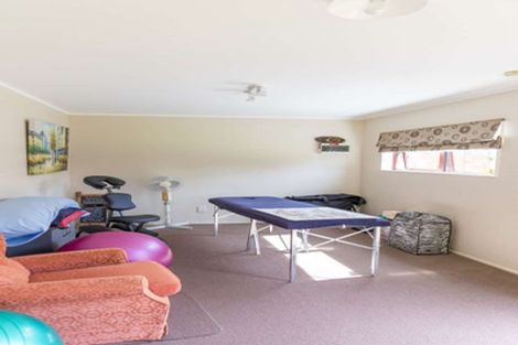 Photo of property in 4 Swalwell Street, Waikaia, 9778