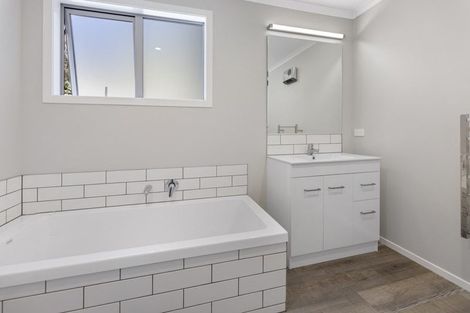 Photo of property in 11 Treetop Drive, Portobello, Dunedin, 9014