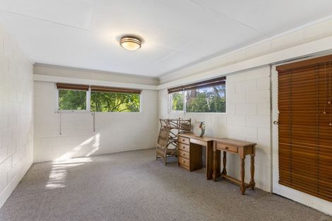 Photo of property in 6 The Esplanade, Castor Bay, Auckland, 0620
