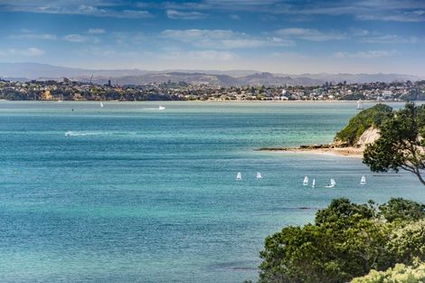 Photo of property in 1/40 Seacliffe Avenue, Belmont, Auckland, 0622