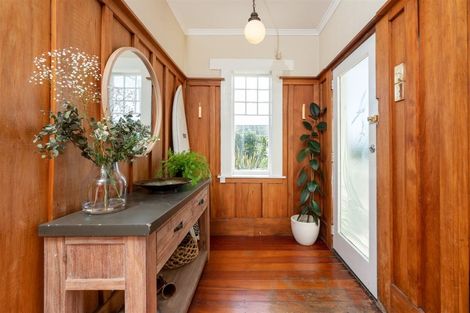 Photo of property in 25 Beach Road, Paekakariki, 5034