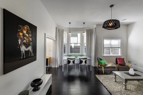 Photo of property in 15 Park Street, Thorndon, Wellington, 6011